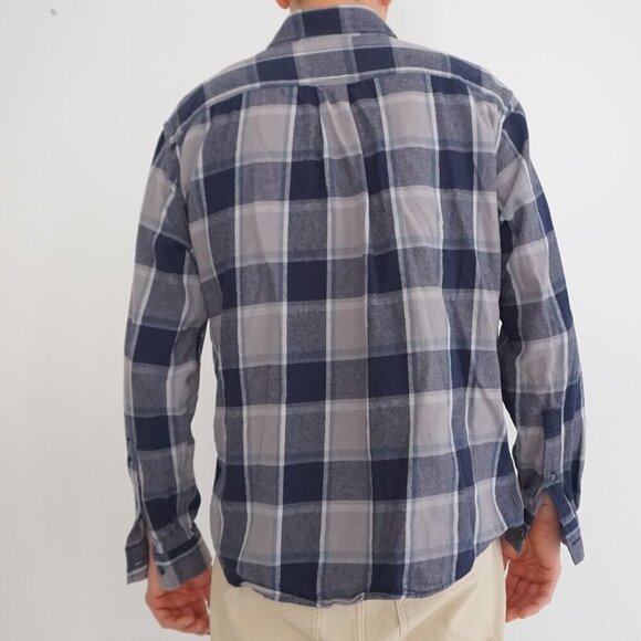 Vintage Eddie Bauer Navy Gray Plaid Cotton Outdoor Button Down Shirt Large - Picture 2 of 10